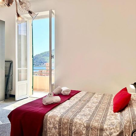 Hostdomus - Casa Ester Ноли Екстериор снимка